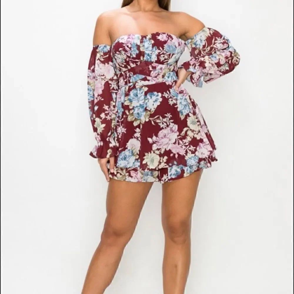 Tropical Romper - Picture 2 of 12